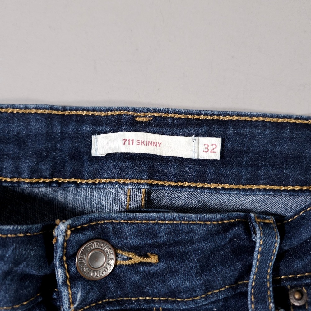 Levi's 711 Skinny Jeans Womens 32 Dark Blue Denim Mid Rise 18881-0562 - Picture 2 of 9